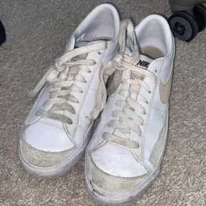 Used Nike Tennis Shoes, Size 7
